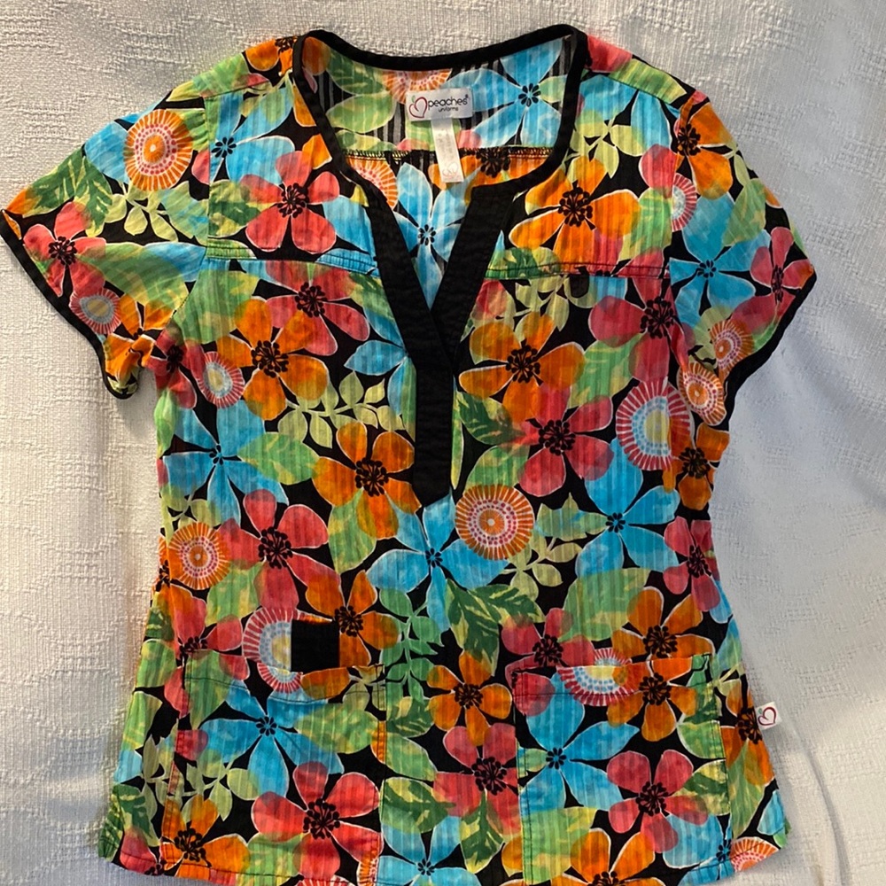 Peaches uniforms woman’s scrub top